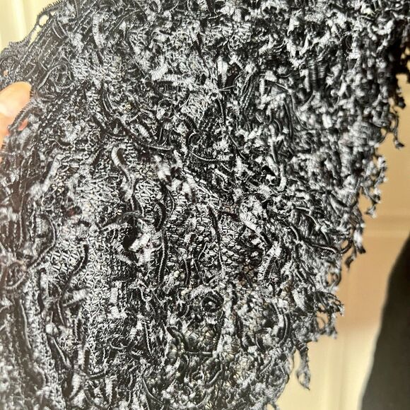 Siani Milano Black Knit Top Sz M Scoop Neck Embellished Net Sleeves Knit Cuffs - Picture 5 of 7